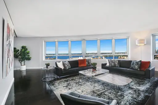 3401/79 Berry Street, North Sydney Sold by Sydney Sotheby's International Realty