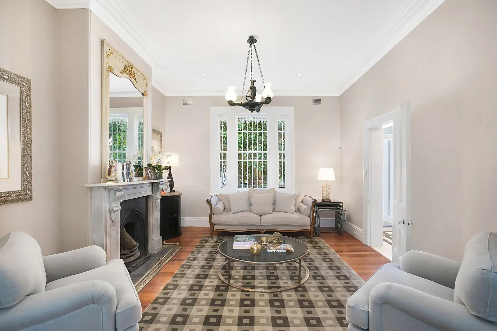 3 Elizabeth Place, Darling Point Sold by Sydney Sotheby's International Realty - image 3