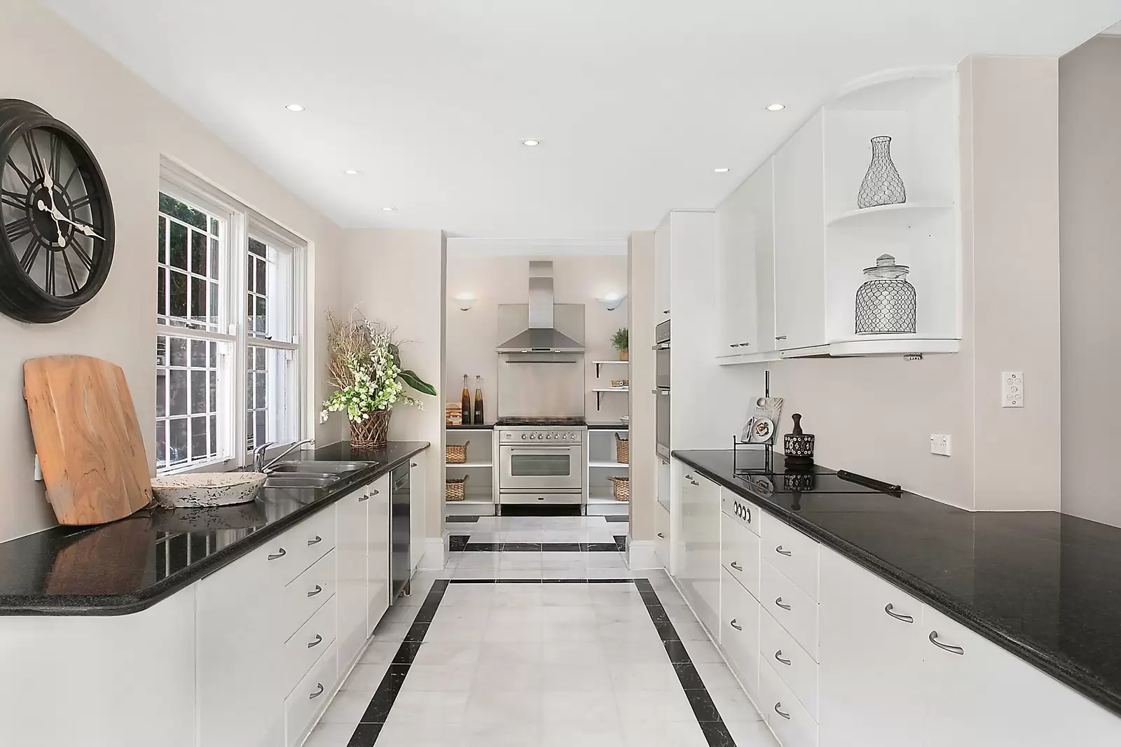3 Elizabeth Place, Darling Point Sold by Sydney Sotheby's International Realty - image 7