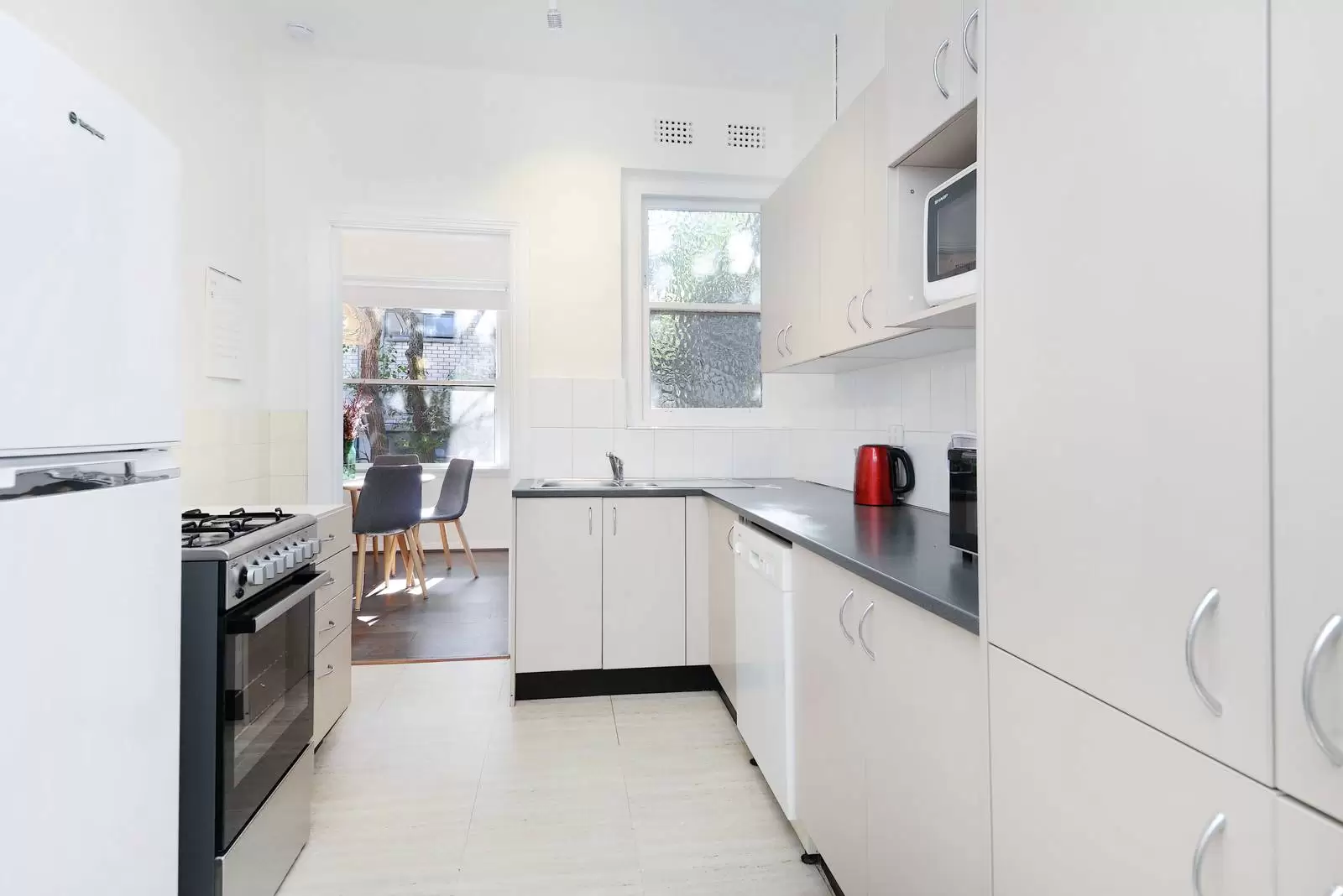 15/22 Greenoaks Avenue, Double Bay Leased by Sydney Sotheby's International Realty - image 2