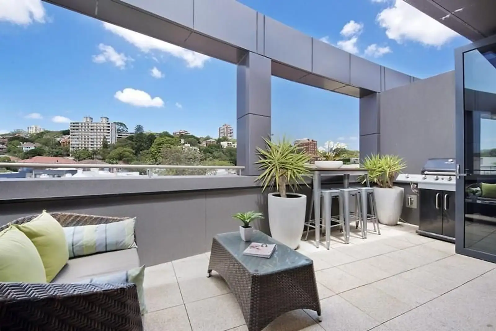 6H/2-22 Knox Street, Double Bay Leased by Sydney Sotheby's International Realty - image 2