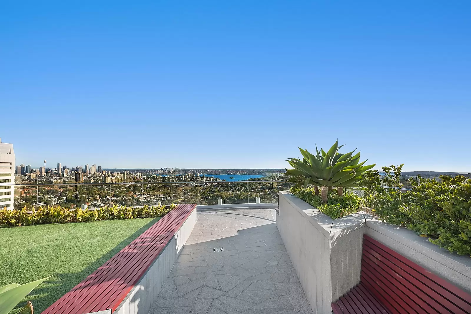 706/241 Oxford Street, Bondi Junction Sold by Sydney Sotheby's International Realty - image 4
