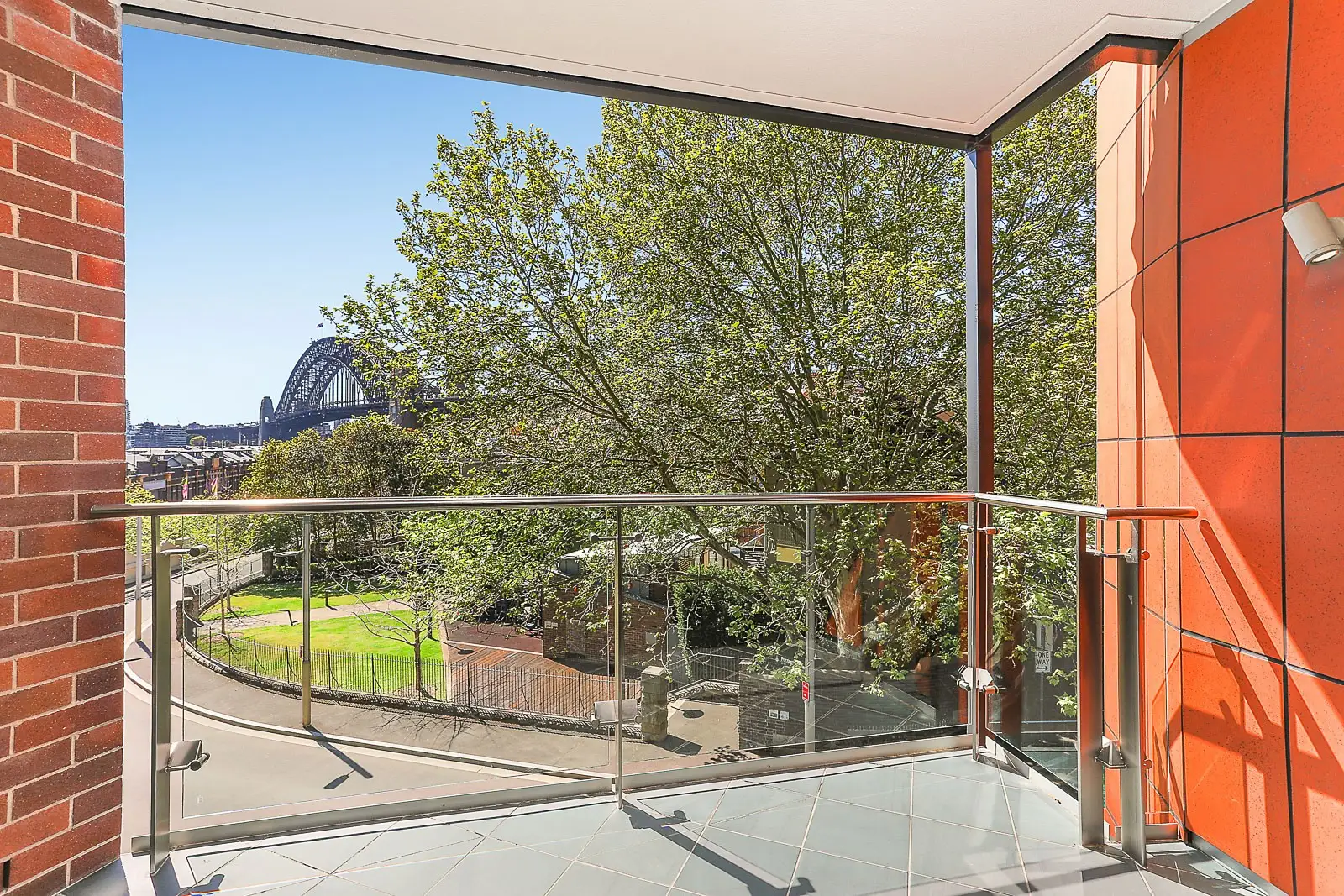 606/1 Pottinger Street, Sydney Leased by Sydney Sotheby's International Realty - image 1