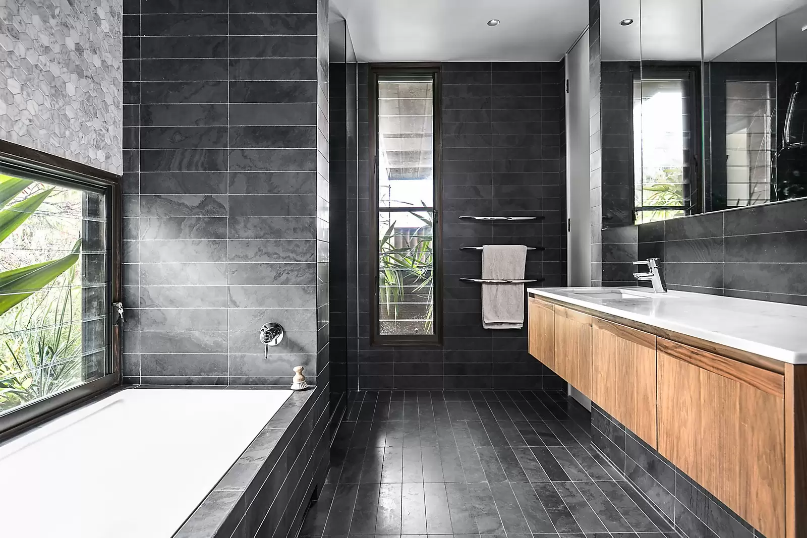 181 O'Sullivan Road, Bellevue Hill Sold by Sydney Sotheby's International Realty - image 11