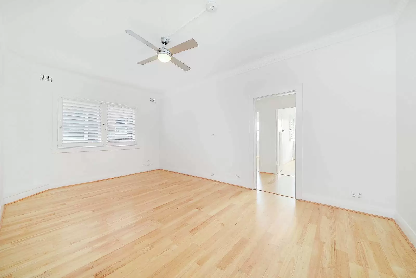 8/526 New South Head Road, Double Bay Leased by Sydney Sotheby's International Realty - image 2