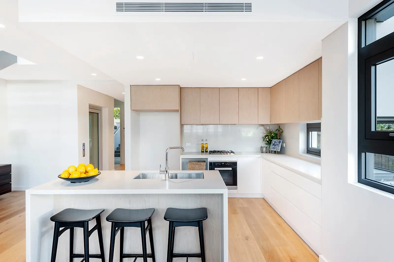 3/17 Carlotta Road, Double Bay Leased by Sydney Sotheby's International Realty - image 2