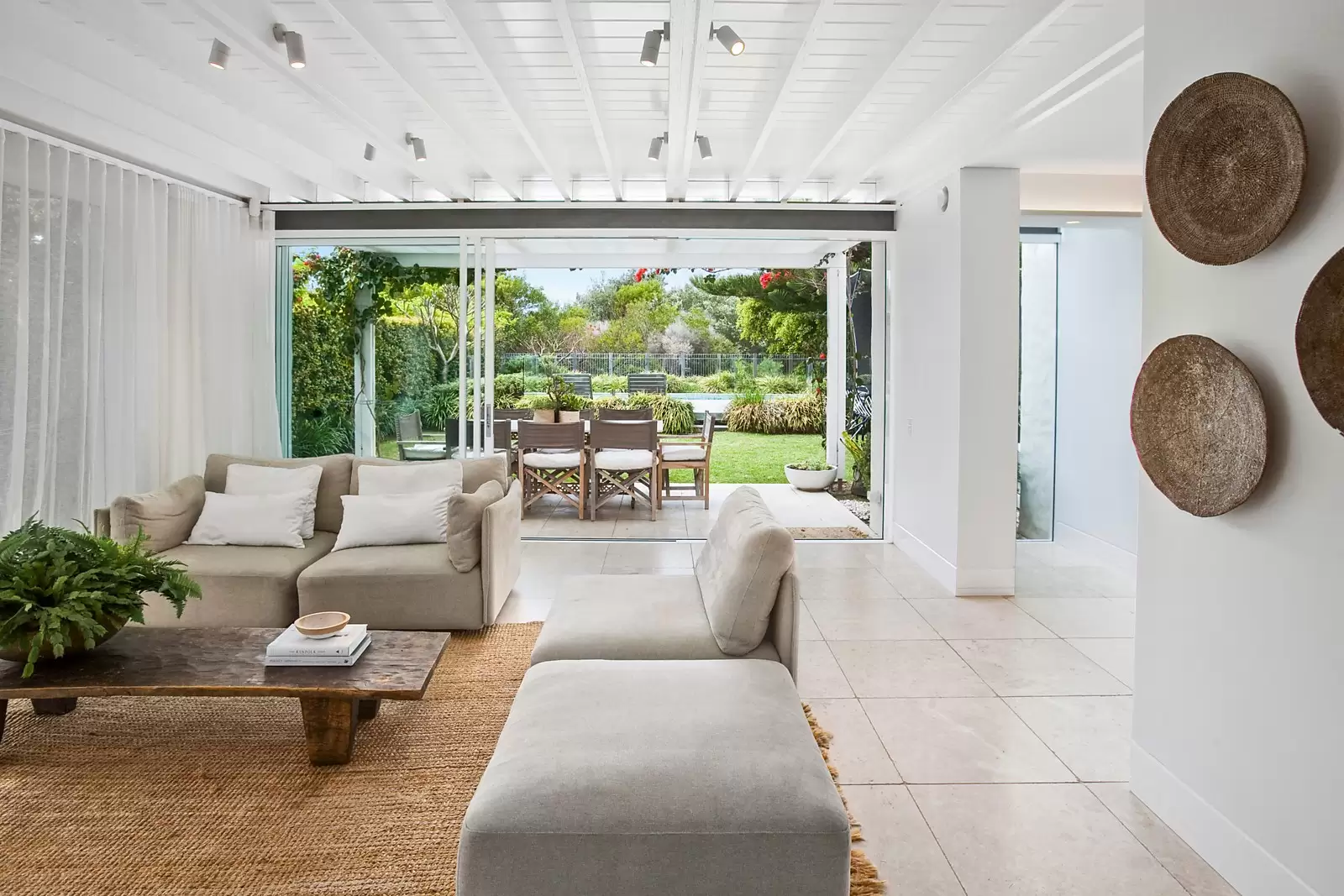 44 Wentworth Street, Dover Heights Sold by Sydney Sotheby's International Realty - image 4