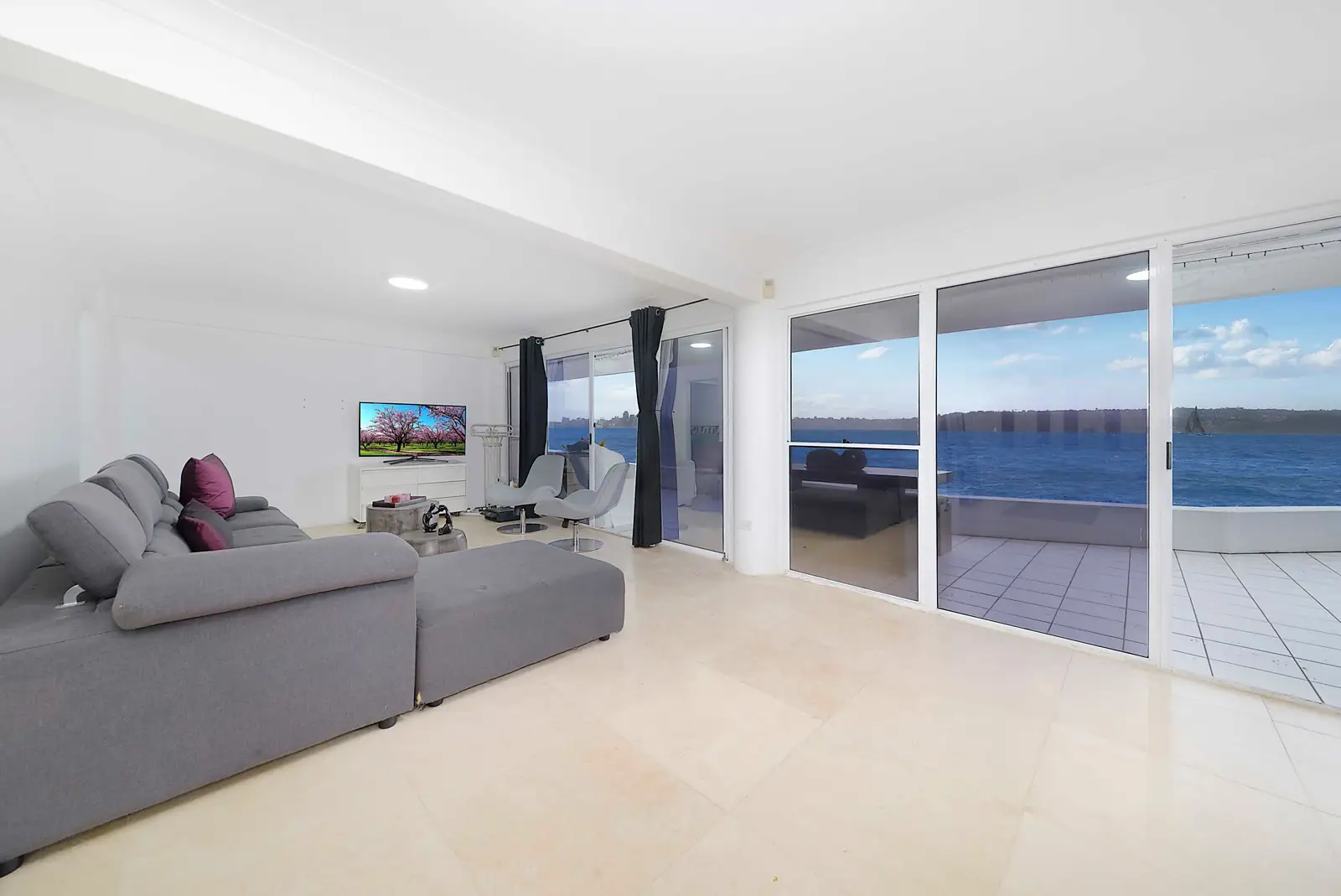 Point Piper Leased by Sydney Sotheby's International Realty - image 2