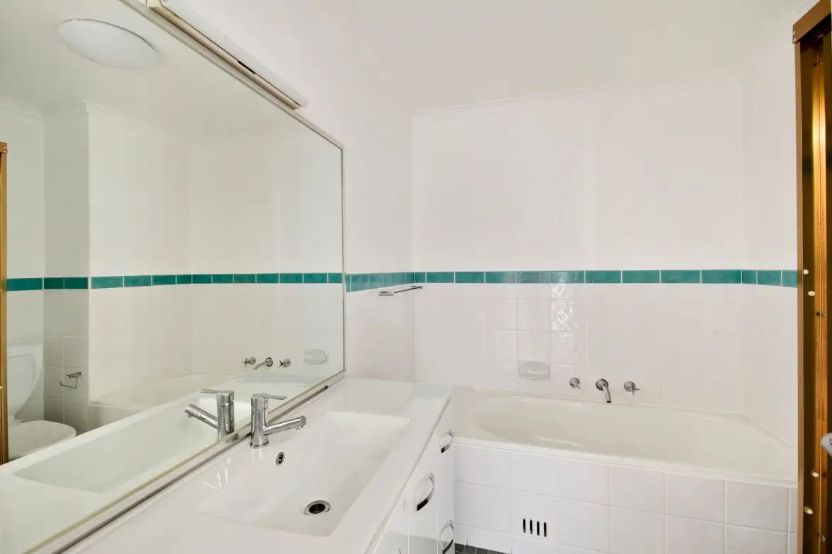139 Spencer Road, Cremorne Leased by Sydney Sotheby's International Realty - image 3