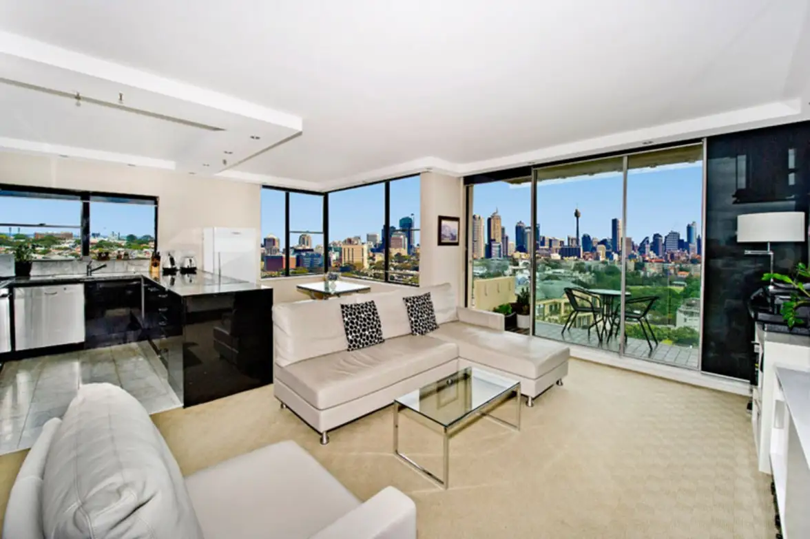 'Ranelagh' 11a/3 Darling Point Road, Darling Point Sold by Sydney Sotheby's International Realty - image 2