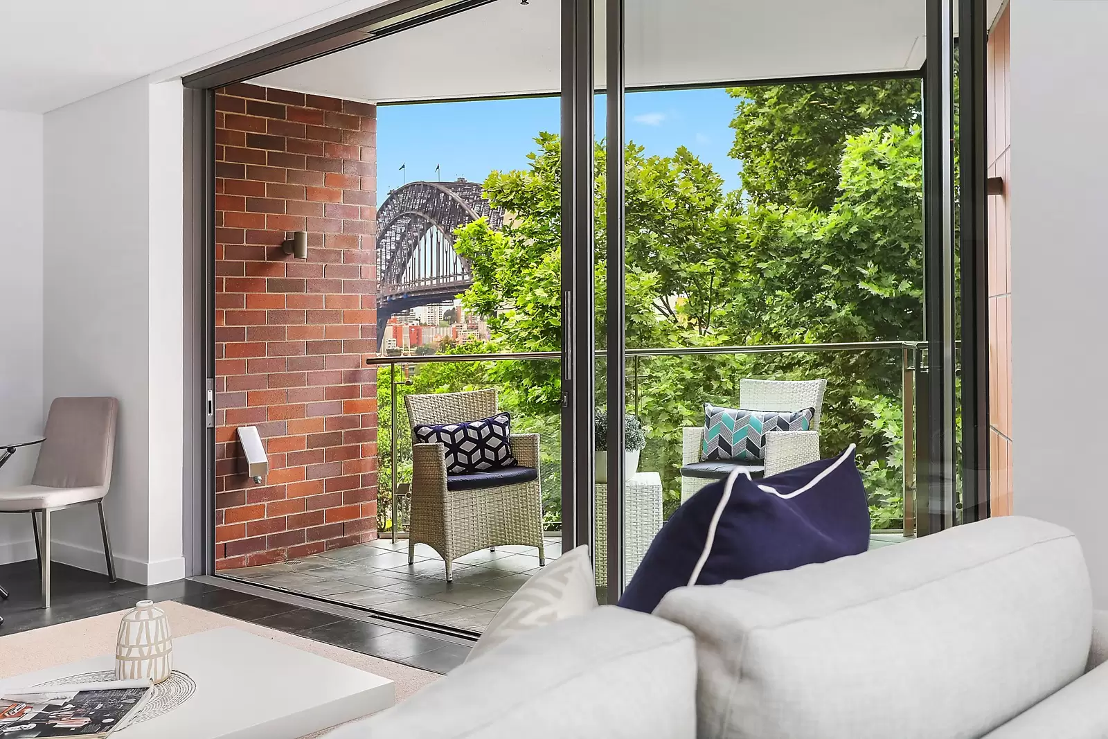 706/1 Pottinger Street, Walsh Bay Sold by Sydney Sotheby's International Realty - image 4