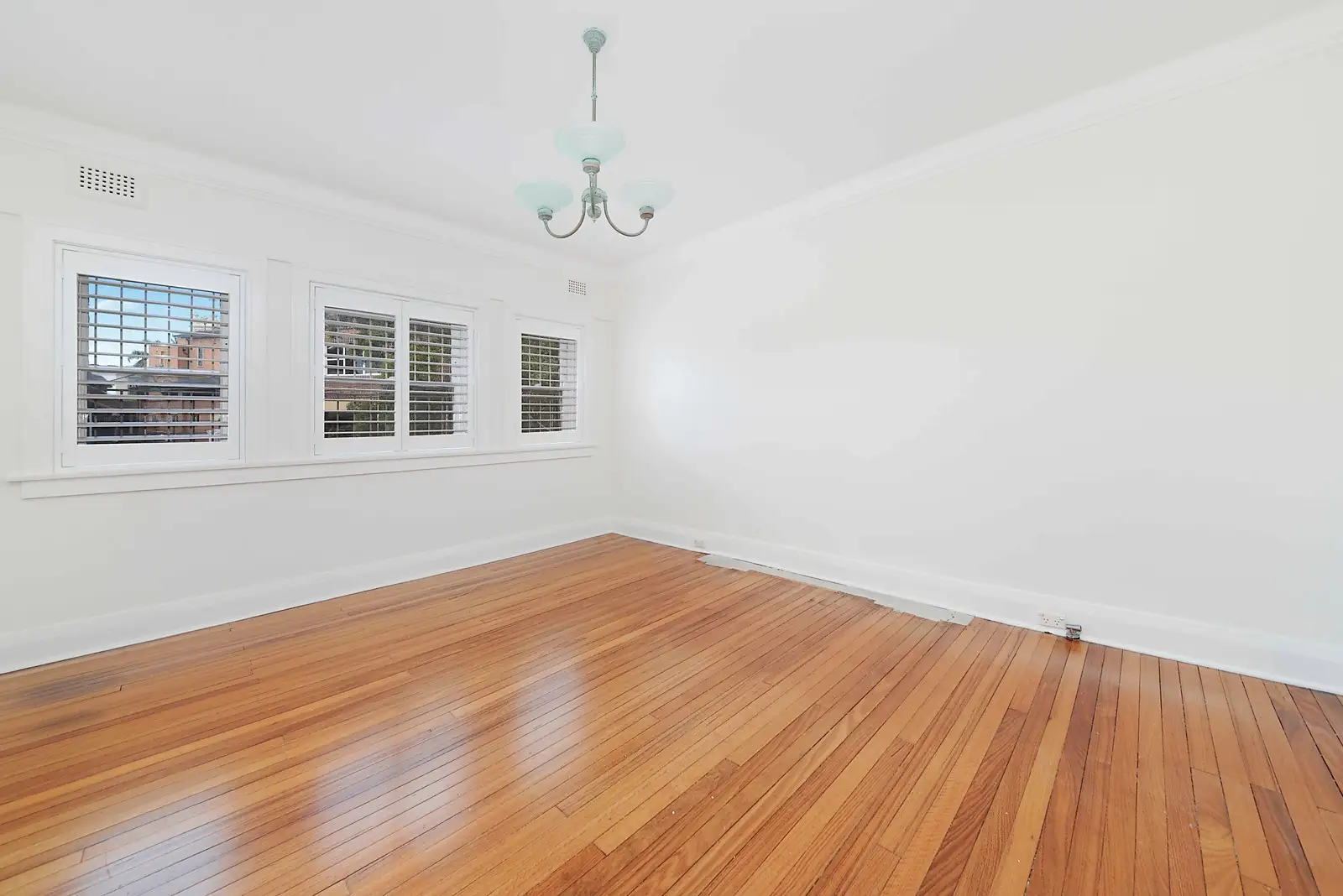 1/1 Aston Gardens, Bellevue Hill Leased by Sydney Sotheby's International Realty - image 2