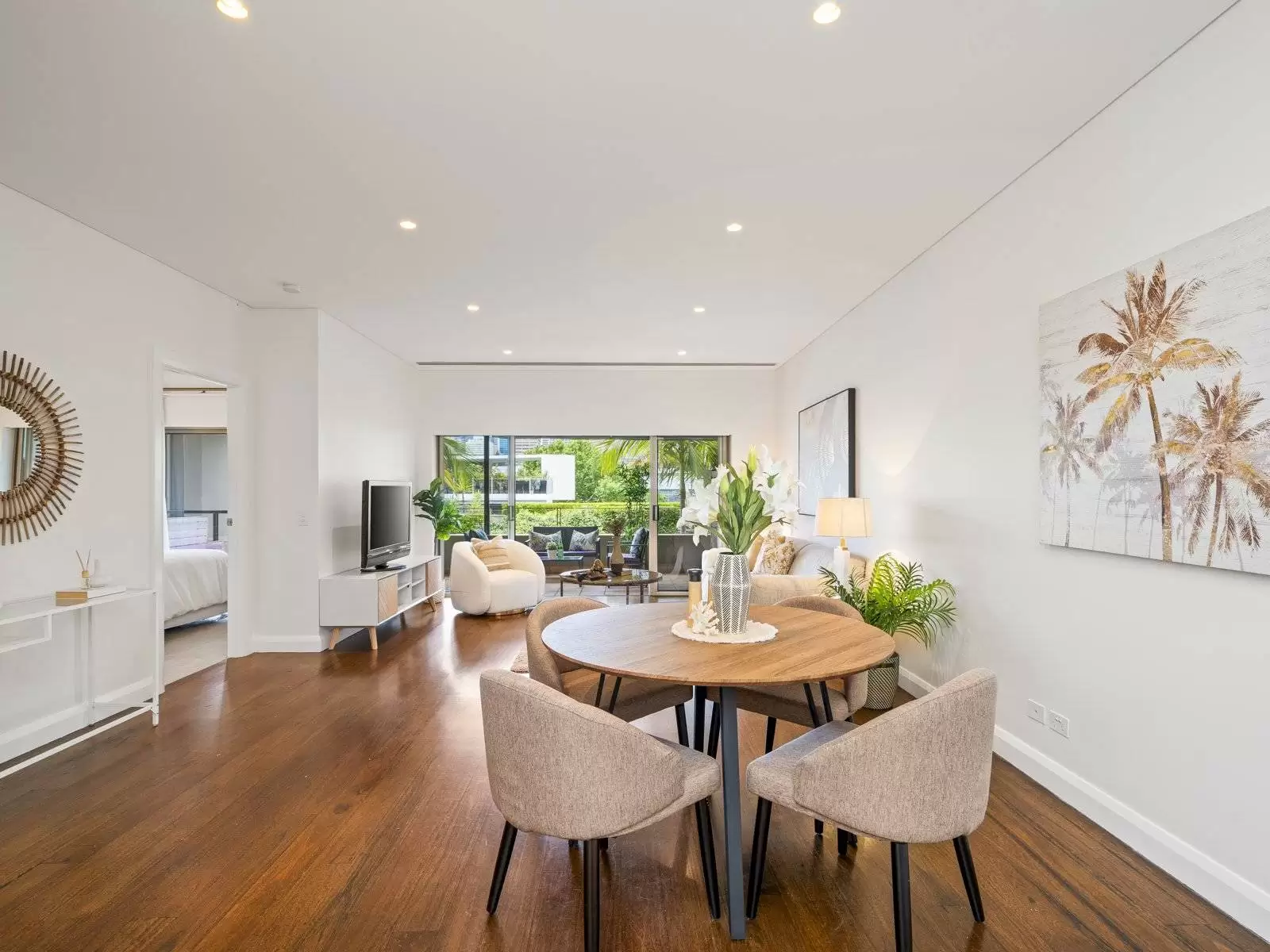 48/67 Cowper Wharf Road, Woolloomooloo Leased by Sydney Sotheby's International Realty - image 2