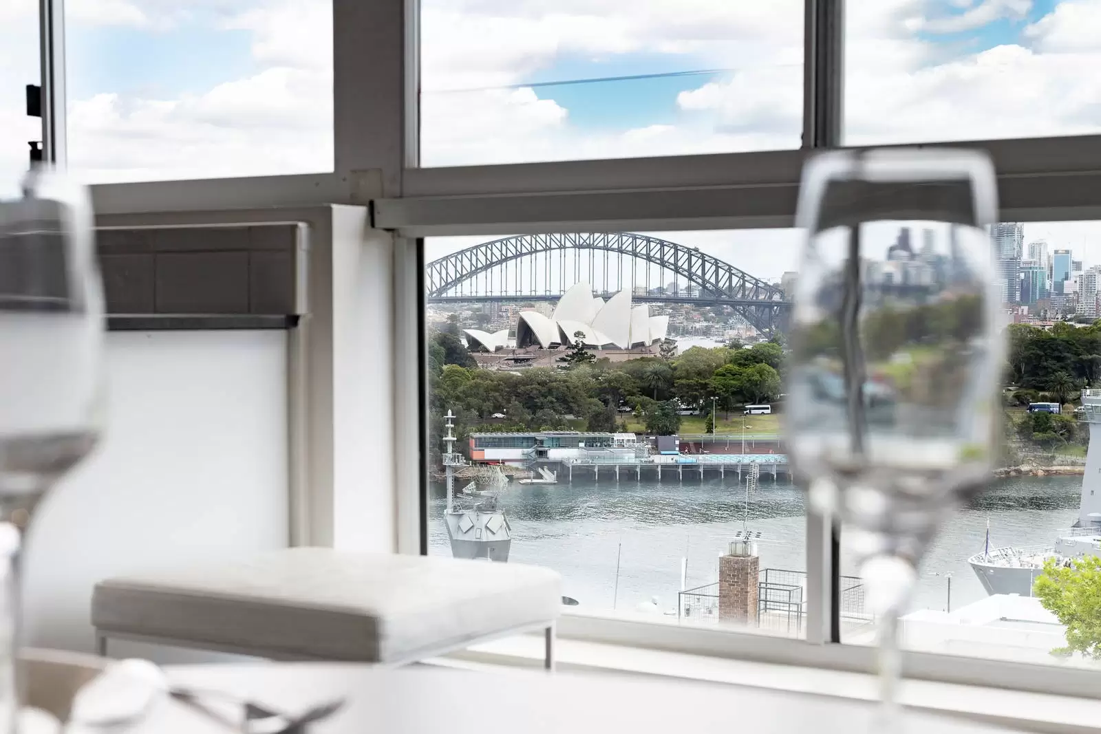 47/15 Wylde St, Potts Point Leased by Sydney Sotheby's International Realty - image 5