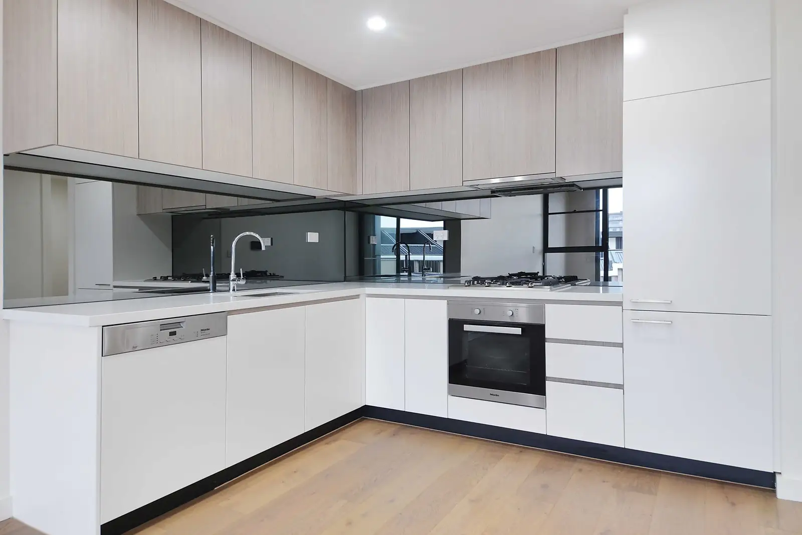 2314/906 Kingsborough Road, Zetland Leased by Sydney Sotheby's International Realty - image 1