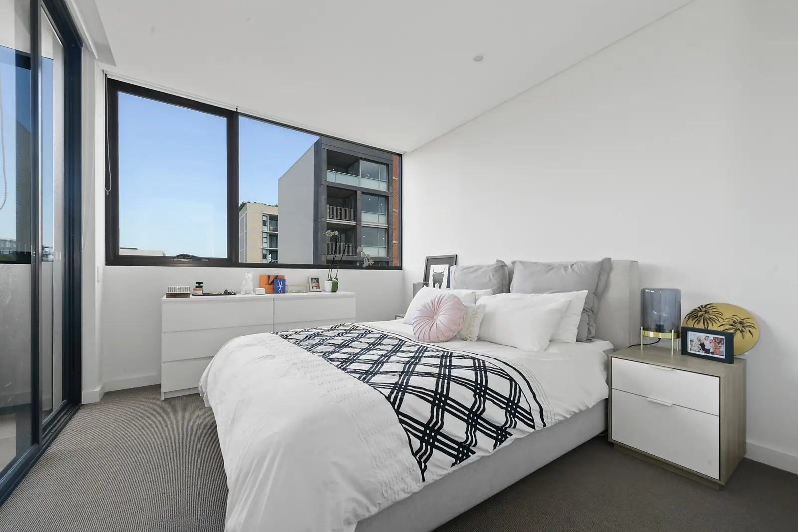 38/13-15 Mentmore Avenue, Rosebery Leased by Sydney Sotheby's International Realty - image 3