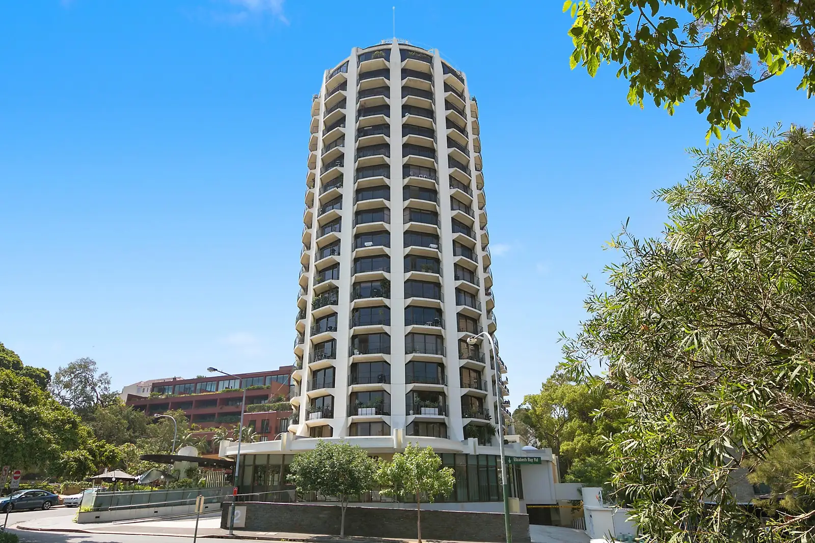1001/2 Elizabeth Bay Road, Elizabeth Bay Sold by Sydney Sotheby's International Realty - image 1