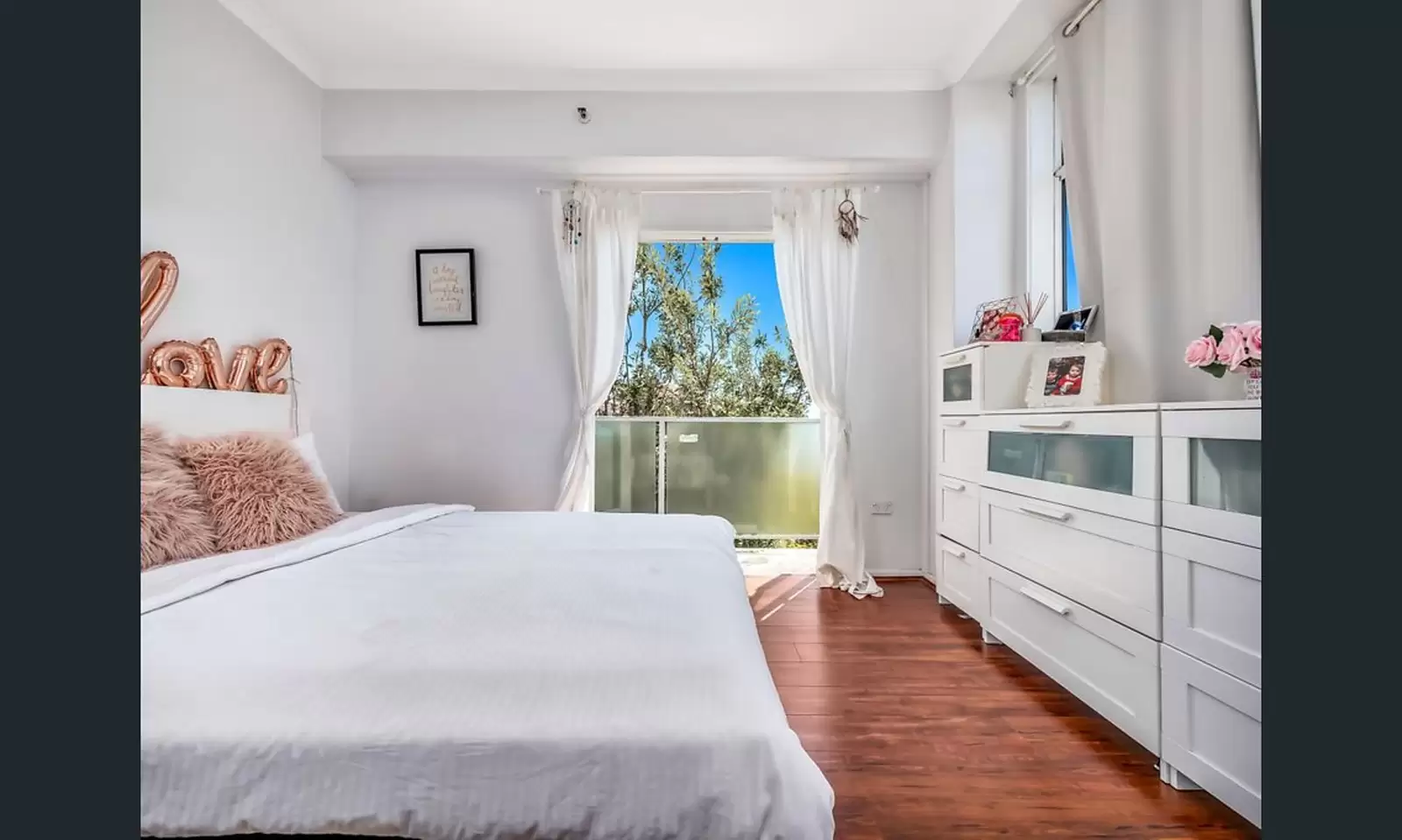 11/83 Old South Head Road, Bondi Junction Leased by Sydney Sotheby's International Realty - image 4
