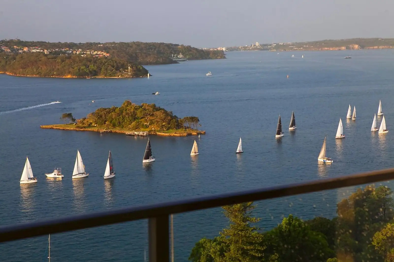 17B/5-11 Thorton Street, Darling Point Leased by Sydney Sotheby's International Realty - image 3