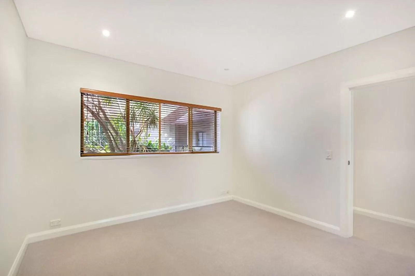 16/67 Cowper Wharf Road, Woolloomooloo Leased by Sydney Sotheby's International Realty - image 4