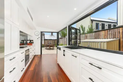 30 Argyle Place, Millers Point Leased by Sydney Sotheby's International Realty