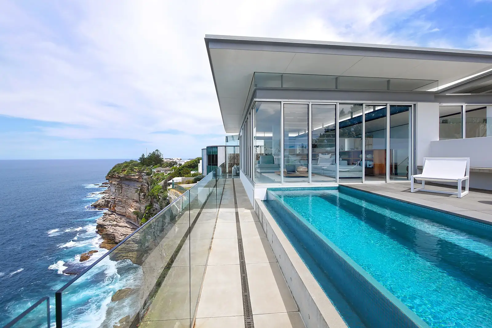 8 Wentworth Street, Dover Heights Sold by Sydney Sotheby's International Realty - image 1