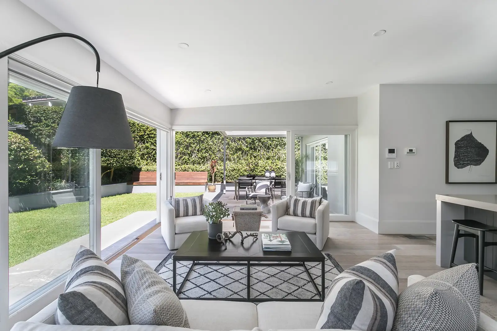 12 Milton Avenue, Woollahra Sold by Sydney Sotheby's International Realty - image 3