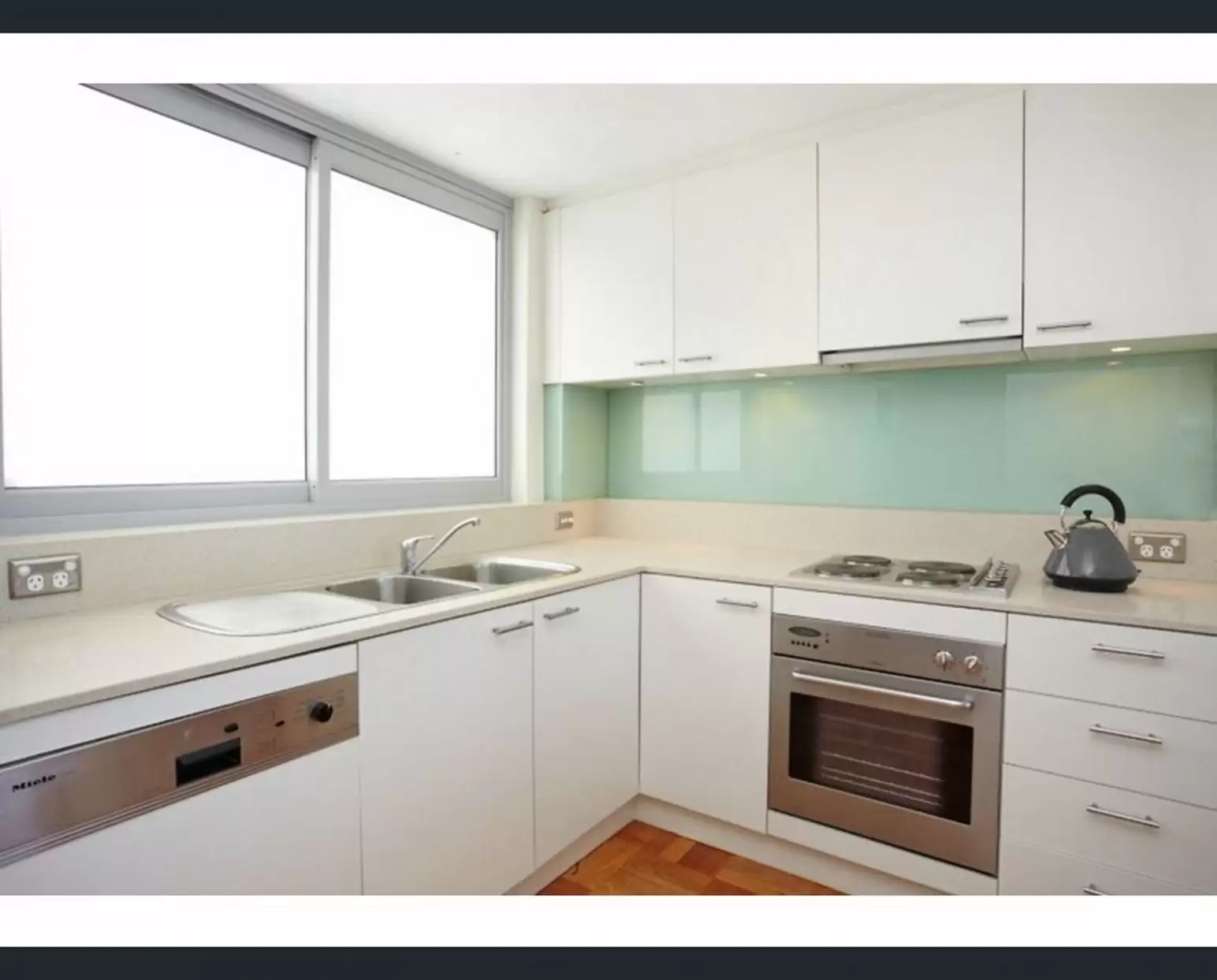 12/2-4 Notts Avenue, Bondi Beach Leased by Sydney Sotheby's International Realty - image 5