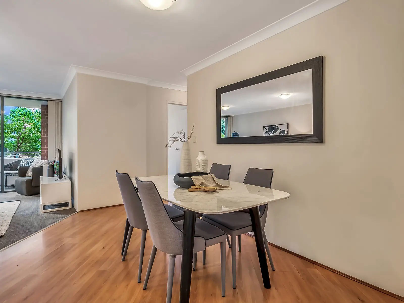 203/233 Pyrmont Street, Pyrmont Sold by Sydney Sotheby's International Realty - image 2