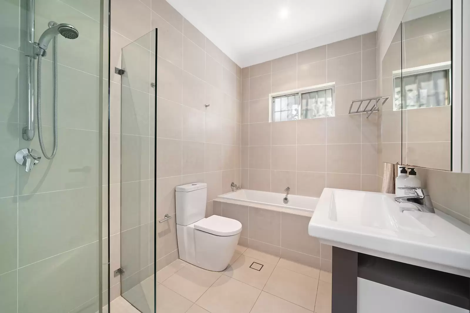 20 Warren Road, Bellevue Hill Sold by Sydney Sotheby's International Realty - image 8