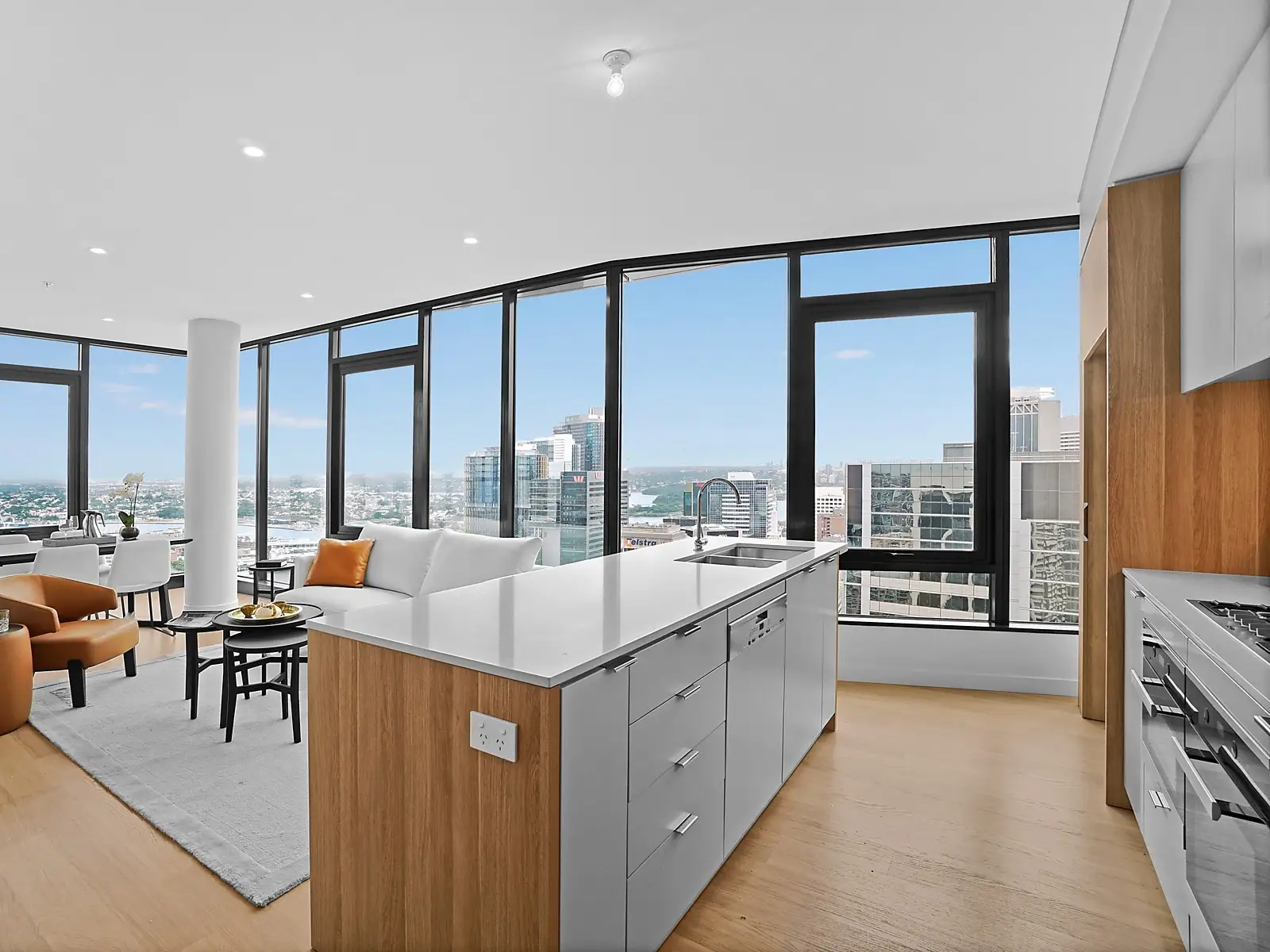3802/38 York Street, Sydney Sold by Sydney Sotheby's International Realty - image 2