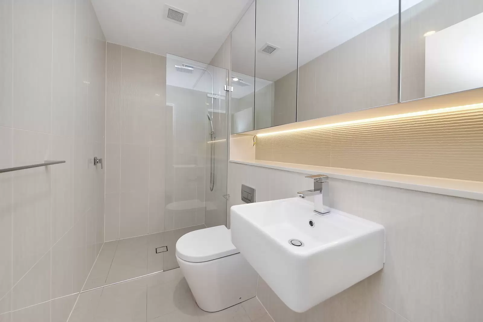 G.12/39-47 Mentmore Avenue, Rosebery Leased by Sydney Sotheby's International Realty - image 4