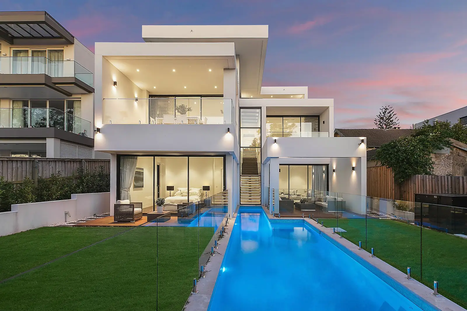 148 Old South Head Road, Vaucluse Sold by Sydney Sotheby's International Realty - image 2