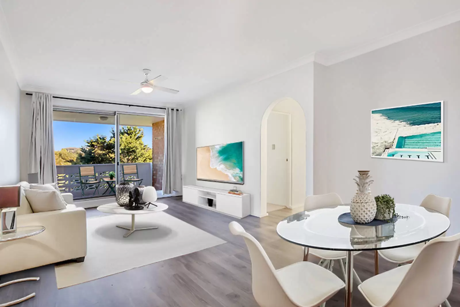 8/45 Wallis Parade, Bondi Leased by Sydney Sotheby's International Realty - image 1