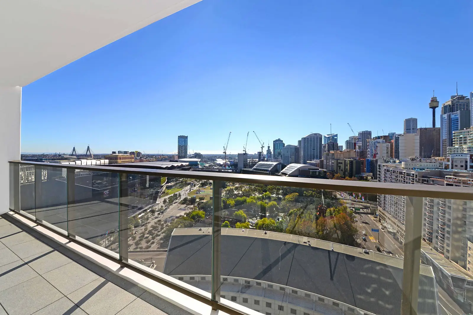 81 Harbour Street, Haymarket Leased by Sydney Sotheby's International Realty - image 2