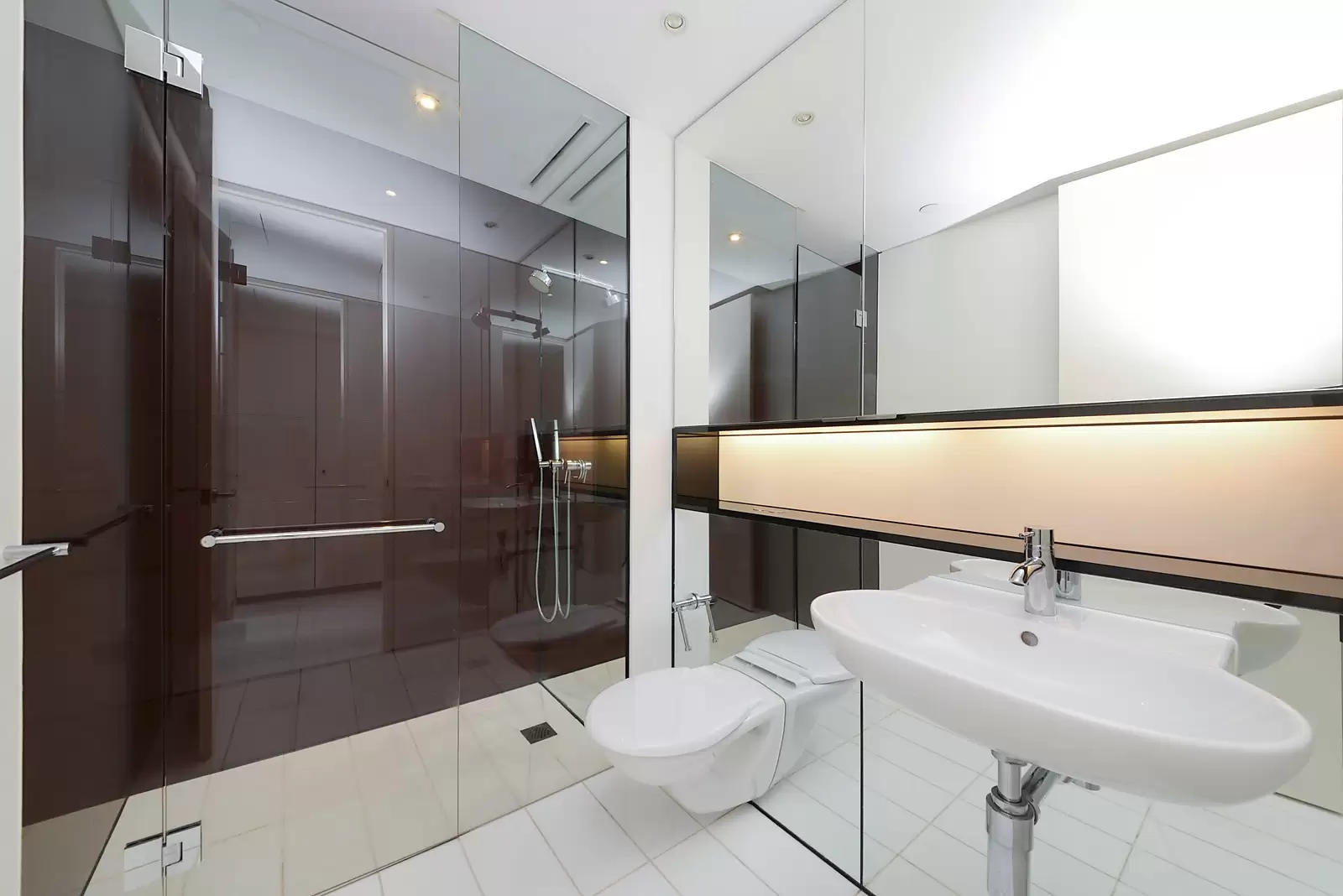 4416/101 Bathurst Street, Sydney Leased by Sydney Sotheby's International Realty - image 4