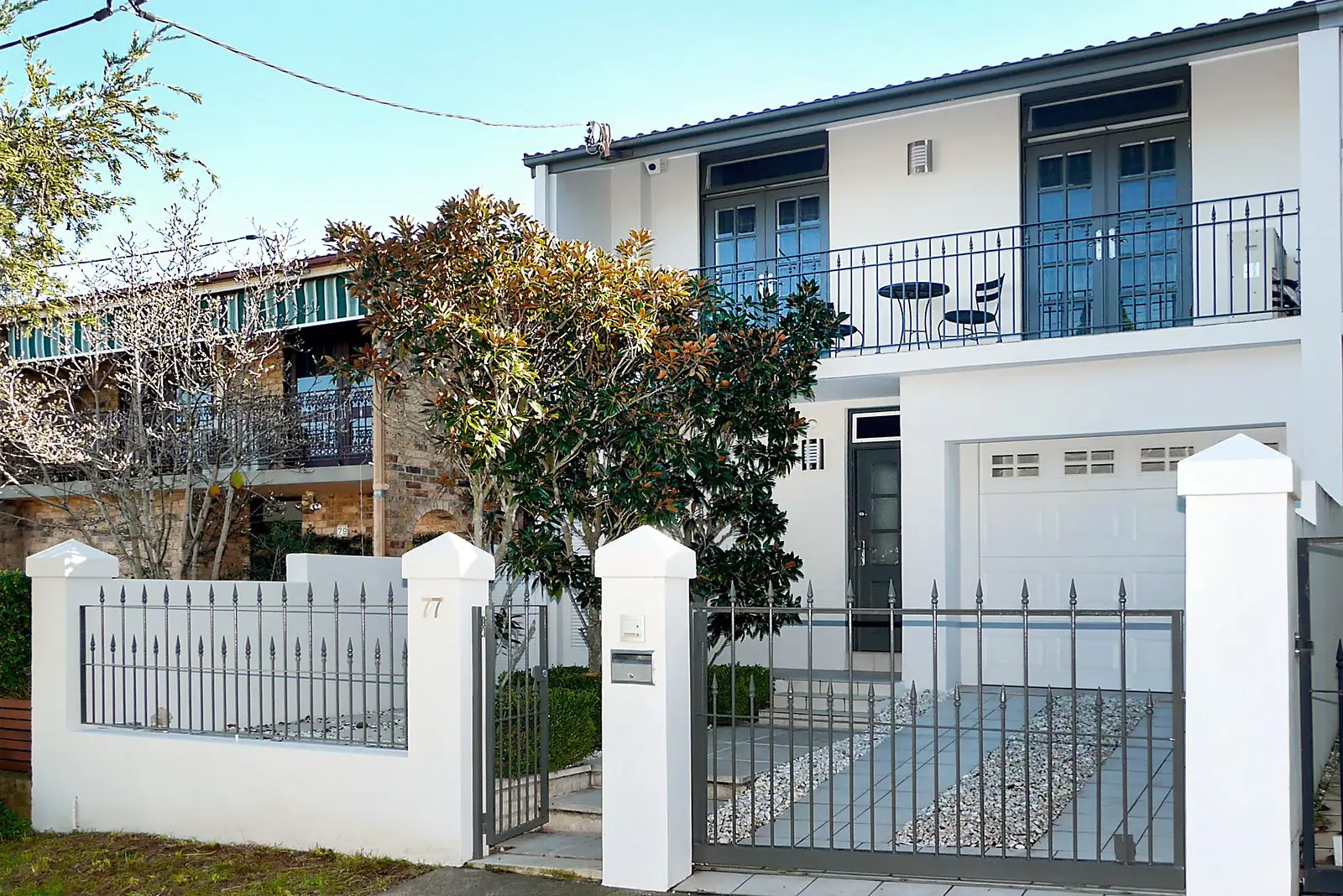 77 Ruthven Street, Bondi Junction Sold by Sydney Sotheby's International Realty - image 2