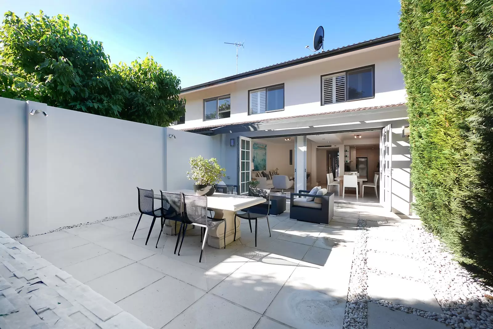 77 Ruthven Street, Bondi Junction Sold by Sydney Sotheby's International Realty - image 7