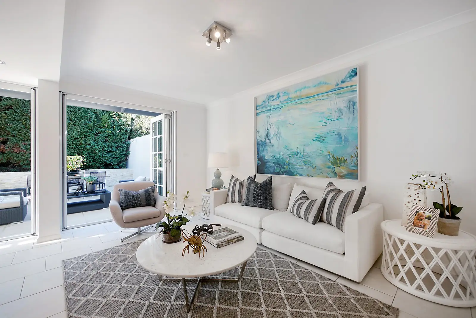 77 Ruthven Street, Bondi Junction Sold by Sydney Sotheby's International Realty - image 3