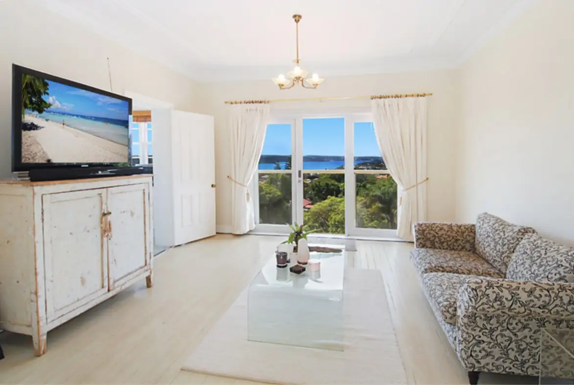 9/22a New South Head Road, Vaucluse Leased by Sydney Sotheby's International Realty - image 2