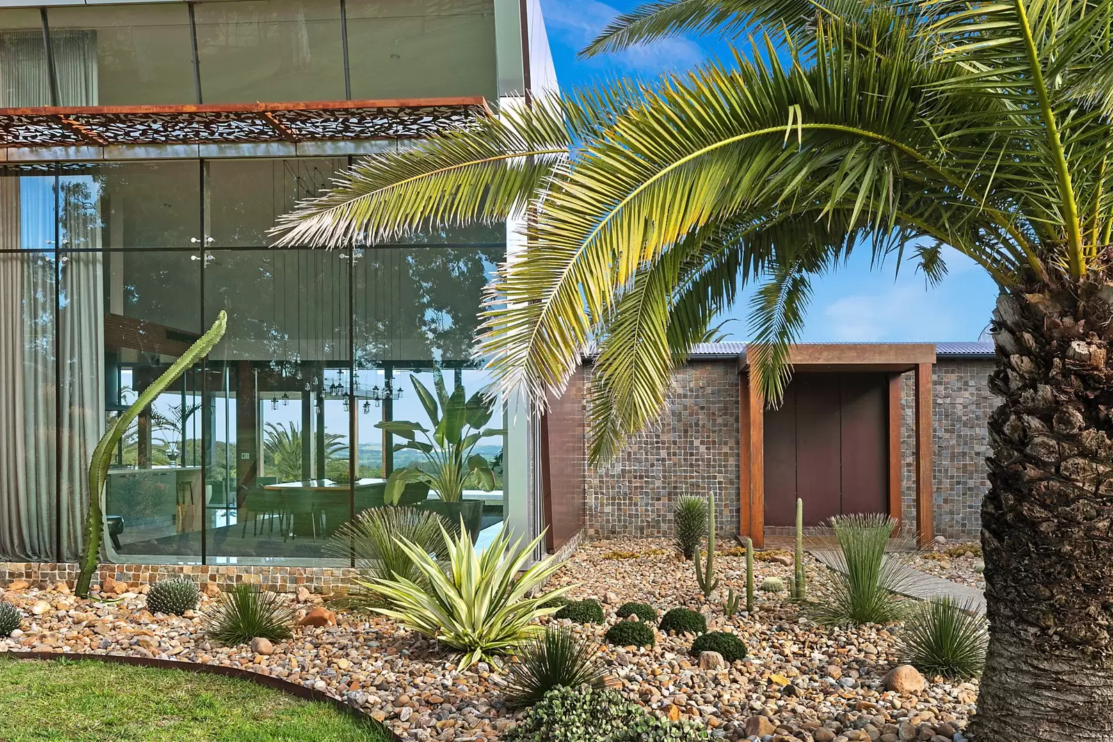 Eureka Sold by Sydney Sotheby's International Realty - image 4