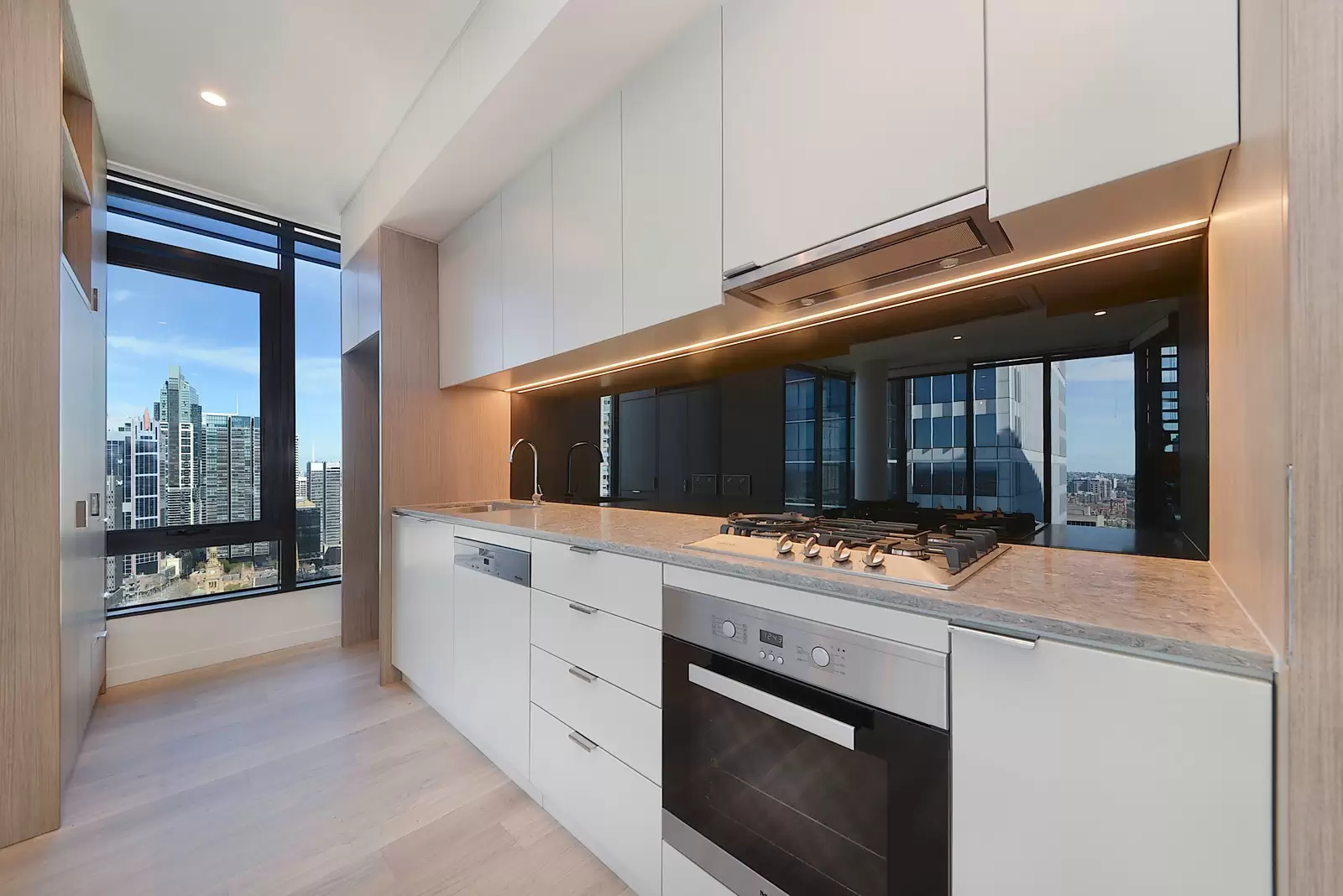3105 38 York Street, Sydney Leased by Sydney Sotheby's International Realty - image 5