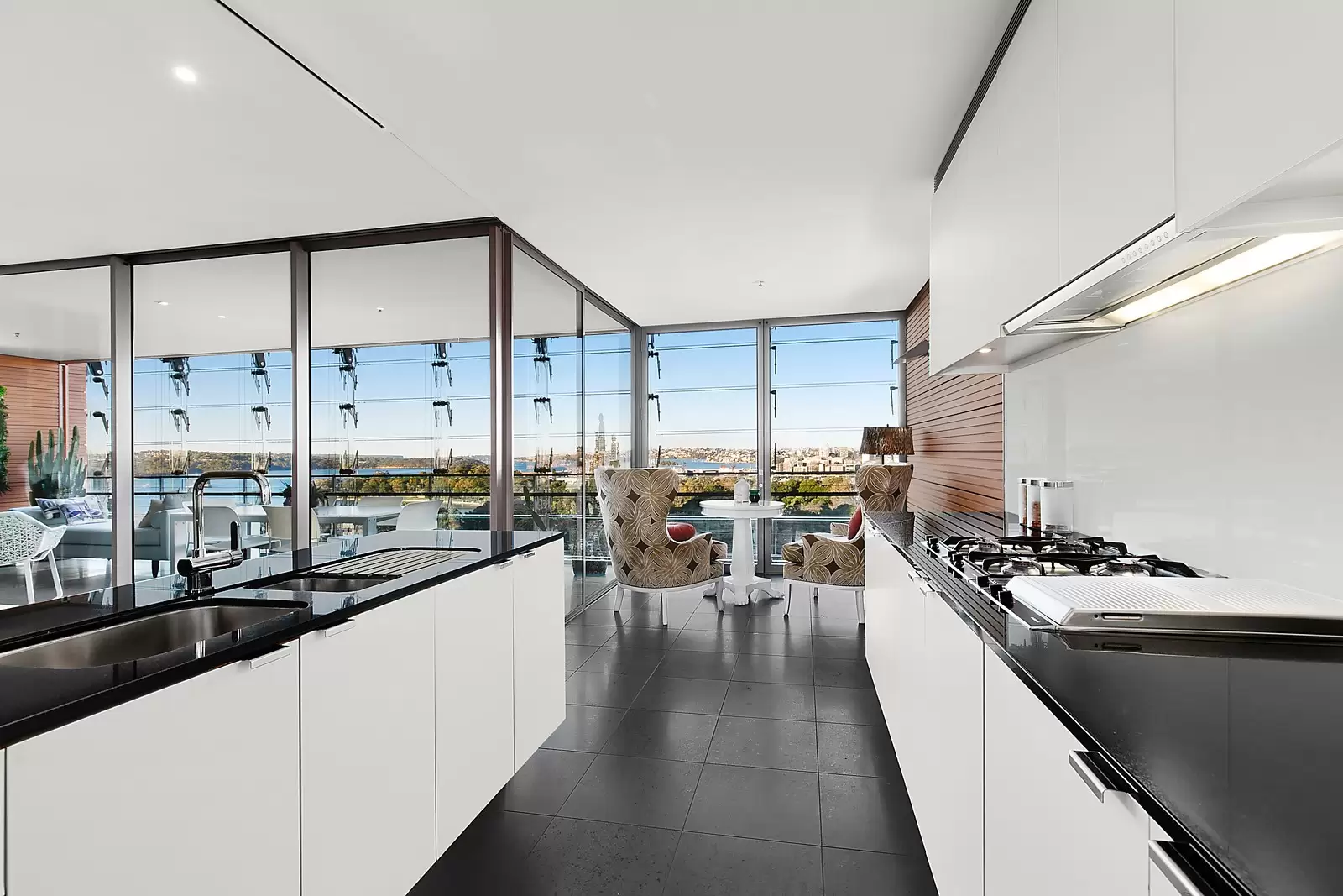49/155 Macquarie Street, Sydney Sold by Sydney Sotheby's International Realty - image 6