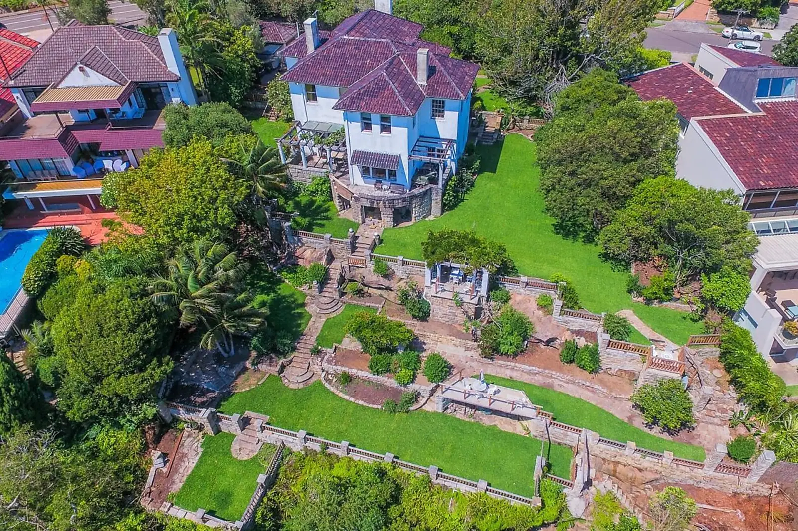 1 Wentworth Road, Vaucluse Leased by Sydney Sotheby's International Realty - image 1