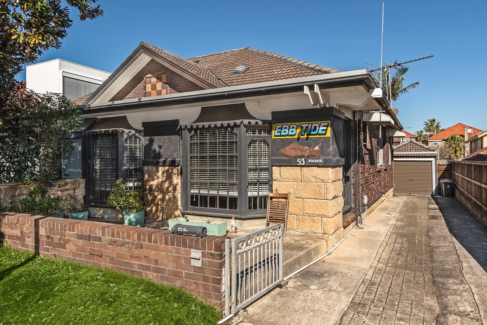 53 Warners Avenue, Bondi Beach Sold by Sydney Sotheby's International Realty - image 2