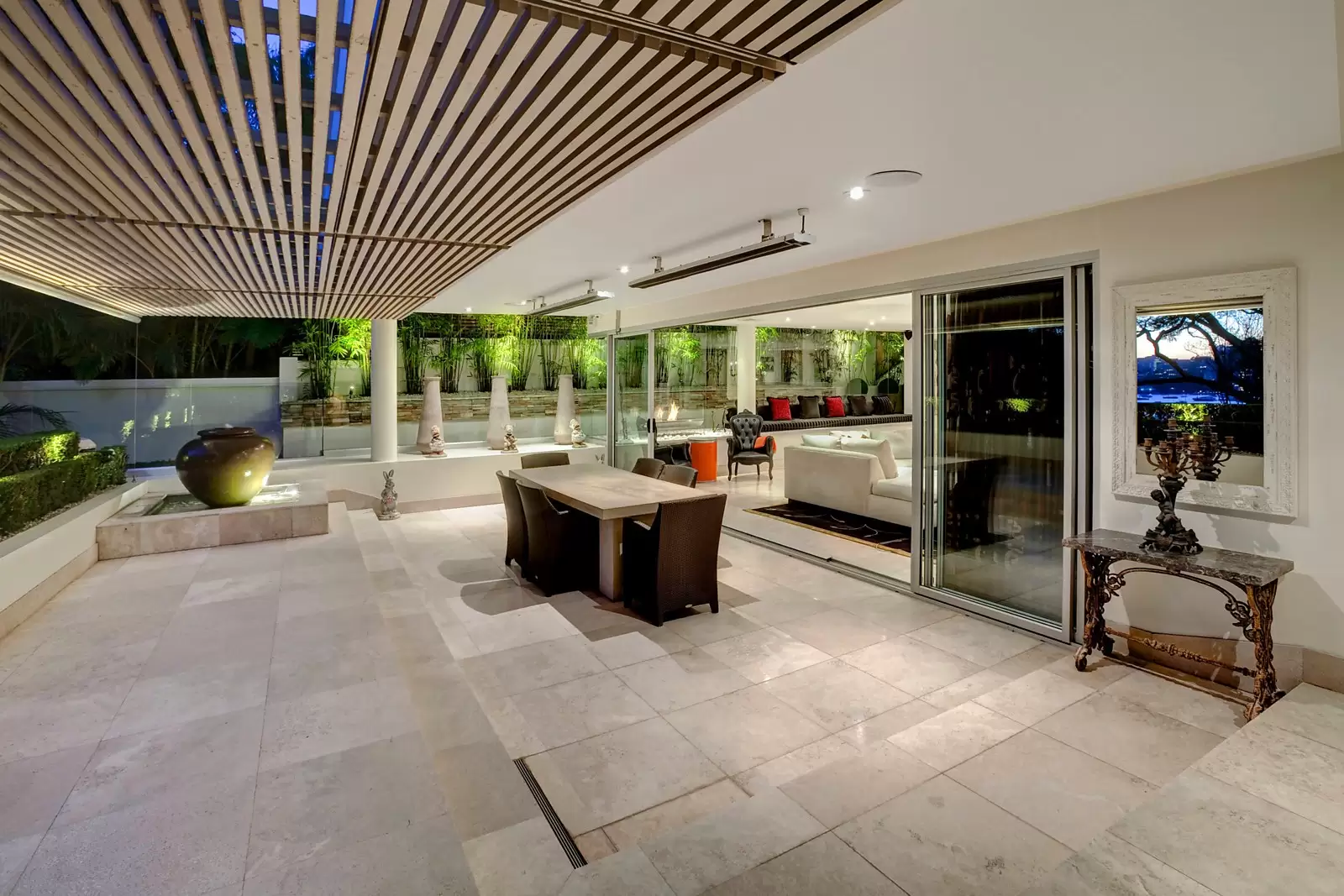 1/10 Yarranabbe Road, Darling Point Sold by Sydney Sotheby's International Realty - image 4