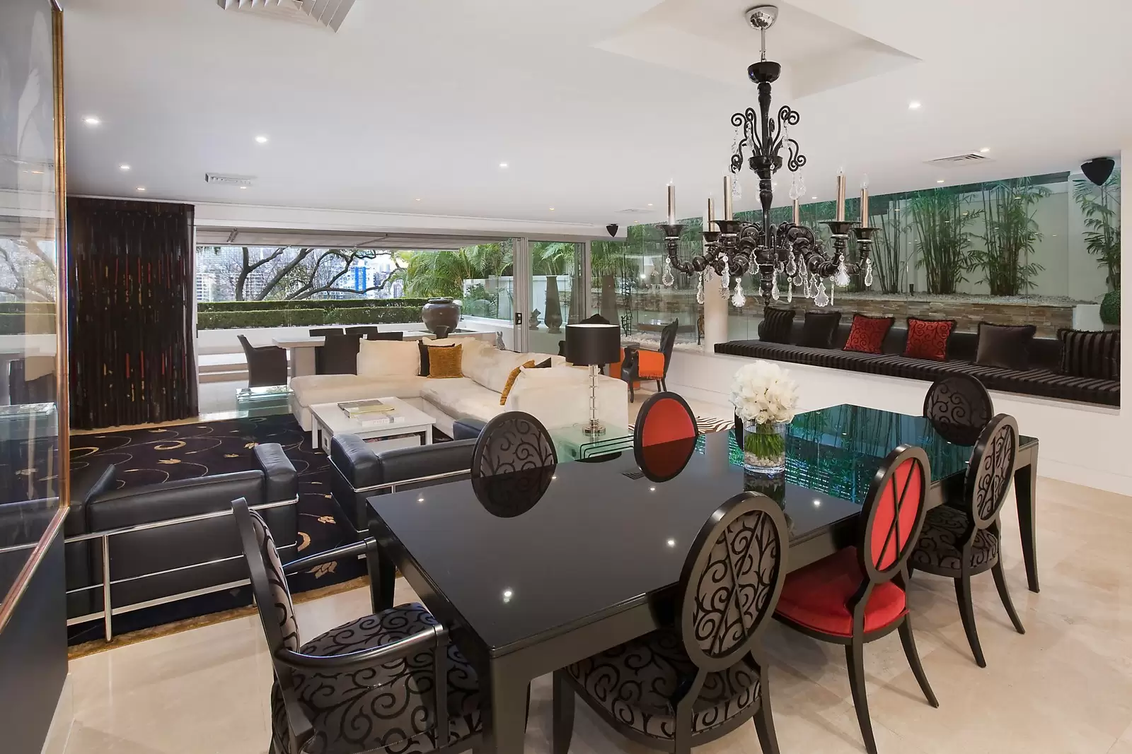 1/10 Yarranabbe Road, Darling Point Sold by Sydney Sotheby's International Realty - image 5