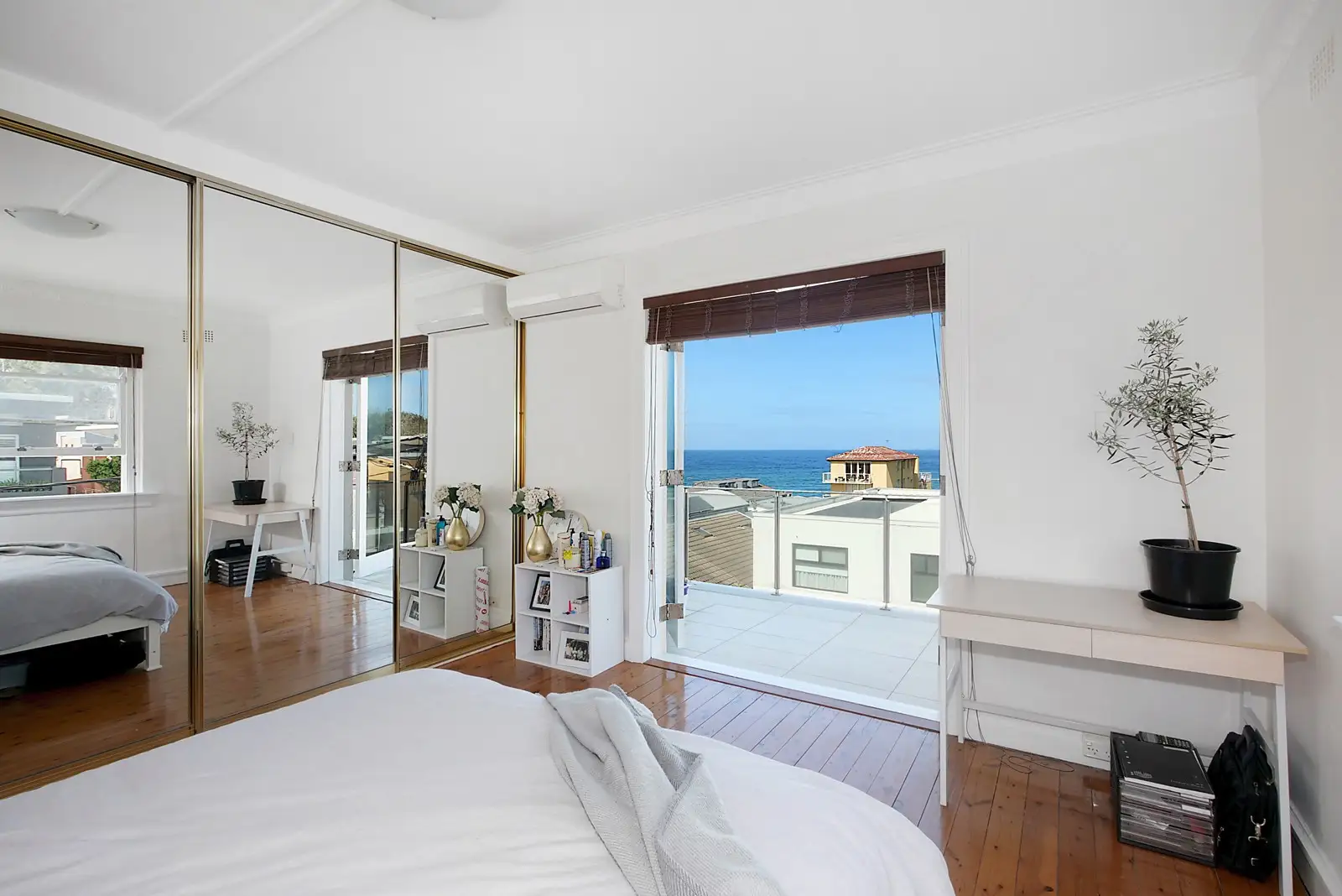 6/69 Fletcher Street, Tamarama Sold by Sydney Sotheby's International Realty - image 3