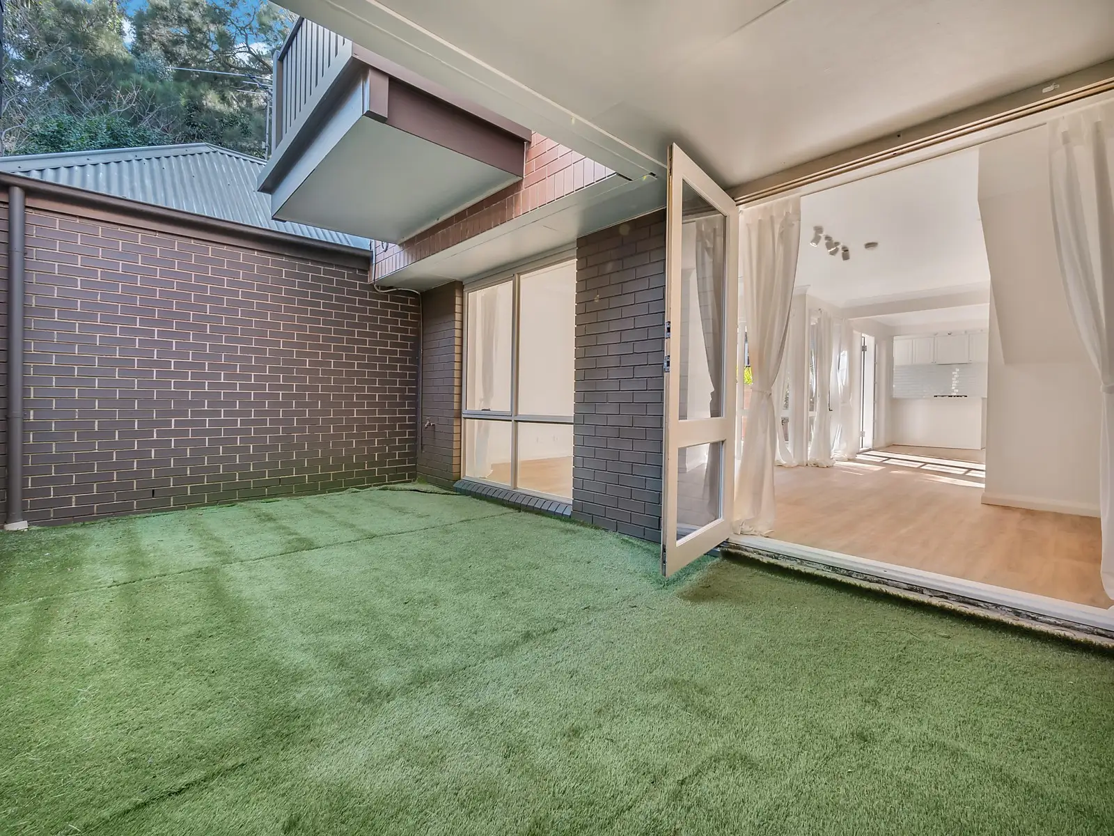 1/16-18 Franklyn Street, Glebe Leased by Sydney Sotheby's International Realty - image 3