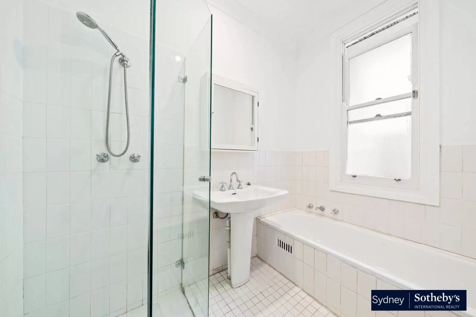 4/113 Darling Point Road, Darling Point Leased by Sydney Sotheby's International Realty - image 5